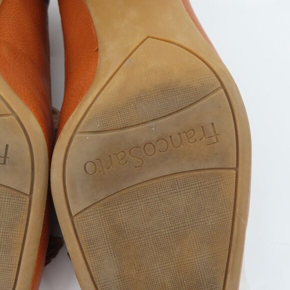 Franco Sarto Women 7.5 M ROME Cognac Brown Leather Tassel Gold Trim Loafer Heels - Picture 11 of 13